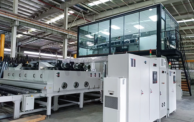 https://www.slcoating.com/wp-content/uploads/2025/07/2-malaysian-glass-protective-coating-machine.webp